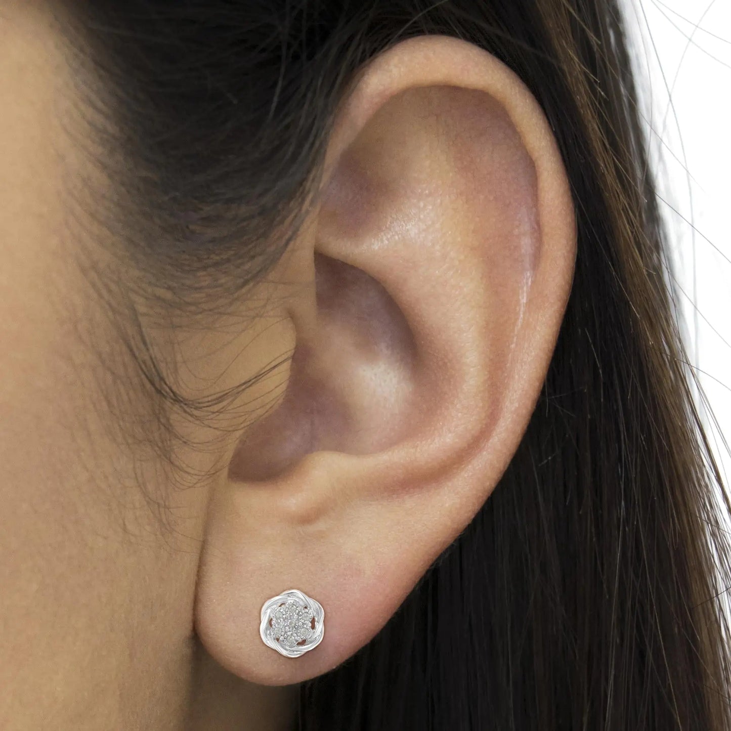 Silver Diamond Swirl Studs (1/6 cttw, I-J, I2-3)
