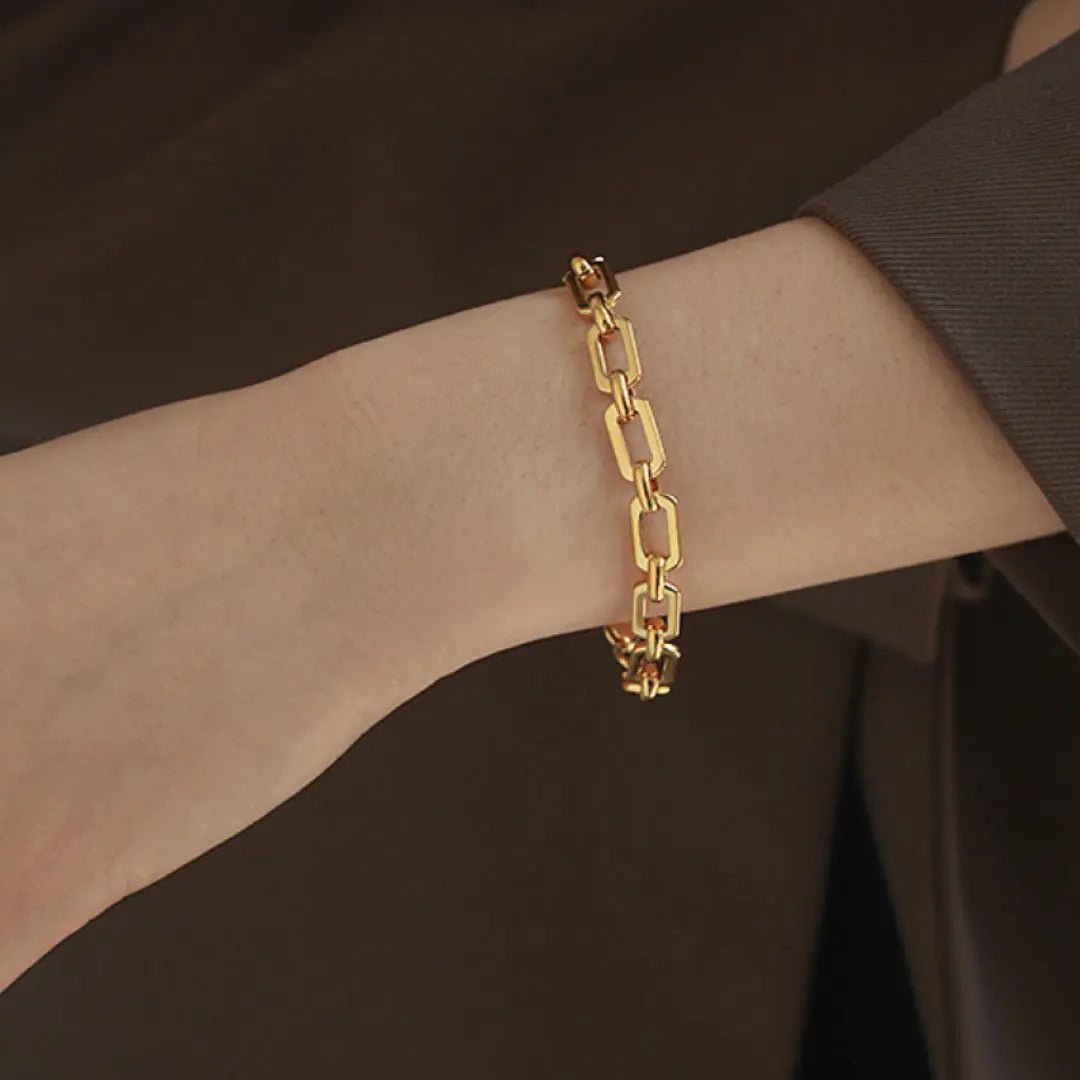 Luxe Willow Chain Bracelet | Bracelets | Elegant Emulations Jewelry USA