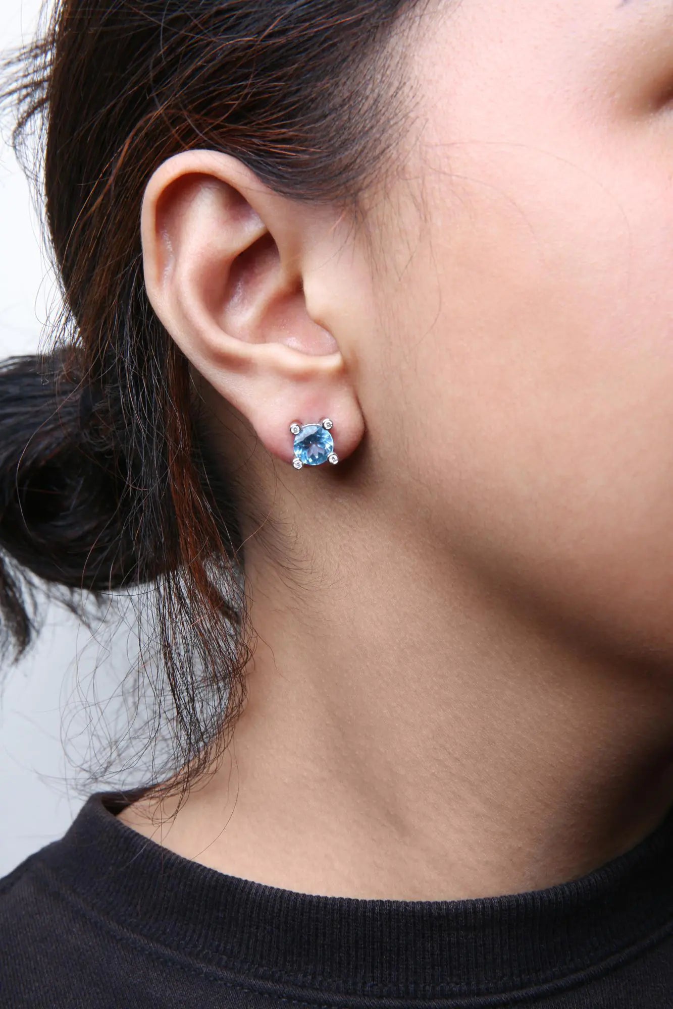 18K White Gold 1/10 Cttw Round Bezel Diamond and 10x10mm Round Sky Blue Topaz Gemstone Stud Earrings (G-H Color, I1-I2 Clarity) - Elegant Emulations